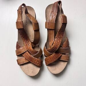 G.H Bass Women's Cognac Brown Remy Strappy Braided Pattern Wedge Sandals Sz 7